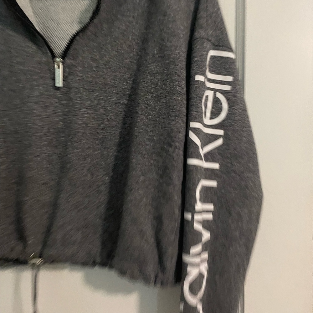 Calvin Klein Gray Long Sleeve Top - Picture 2 of 4